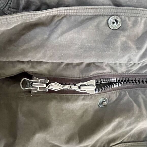 L.L. Bean Women’s Baxter State Parka Goosedown Olive Green Coat $329 M Petite - Picture 10 of 13